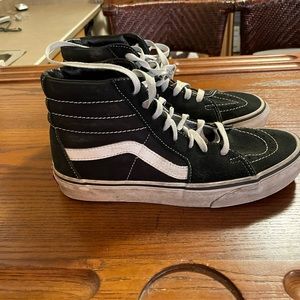Mens high top Skate Vans size 7.5